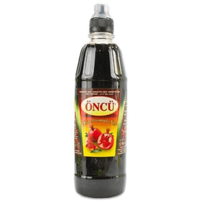 Öncü Nar Aromalı Sos (pomegranate aromatic sauce), 330 g bottle with black cap, front view